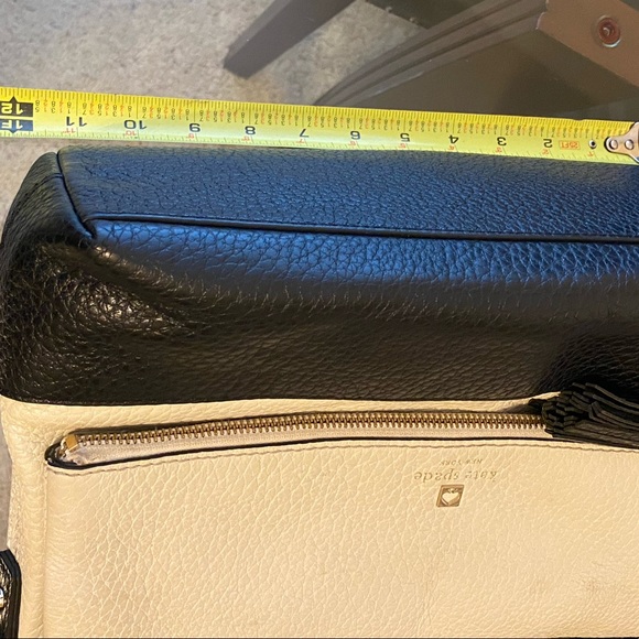 Kate Spade Navy Cream Pebble Leather Handbag - Picture 15 of 16